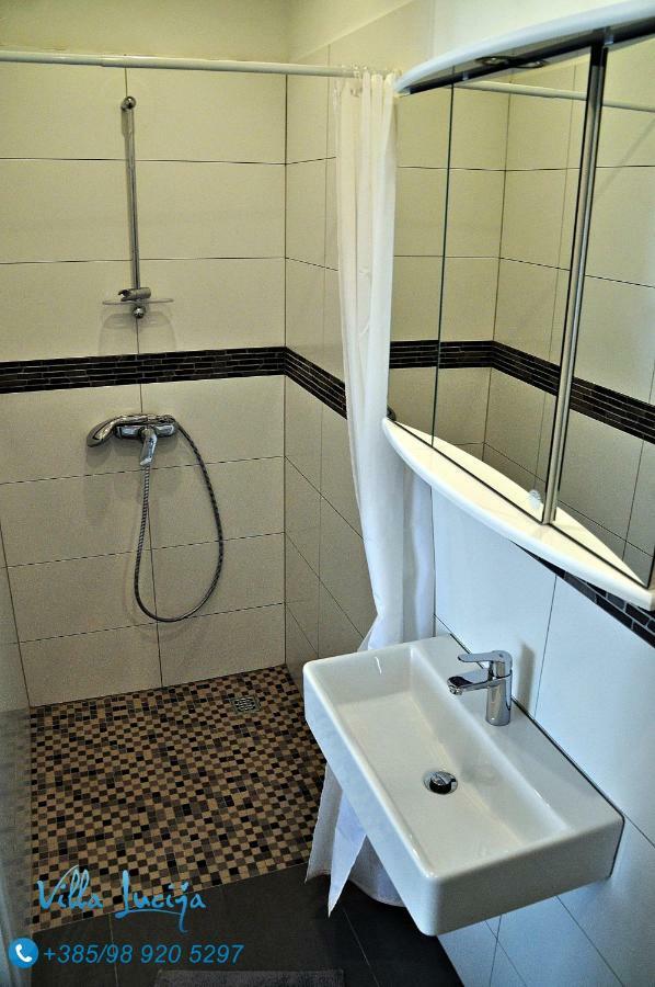 Rooms Villa Lucija Kraljevica Exteriör bild